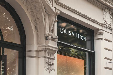 louis vuitton emploi geneve|maison louis vuitton.